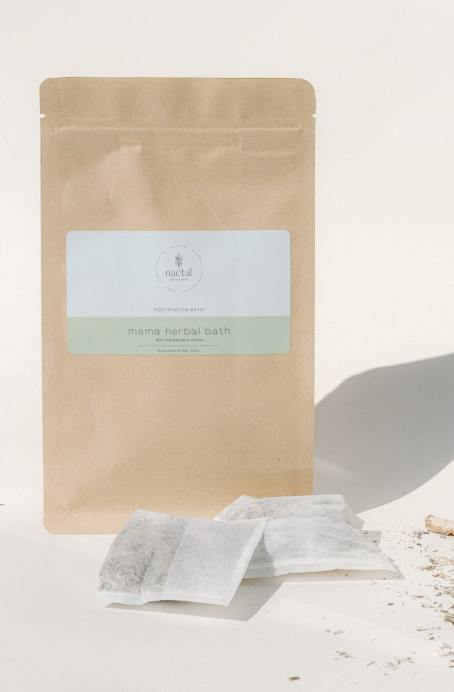 fourth trimester, postpartum herbal bath, chinese herbal bath, postpartum soak bath, traditional chinese medicine bath, TCM mama herbal postpartum bath with colloidal oatmeal, lemongrass, organic ginger, Asian wormwood.